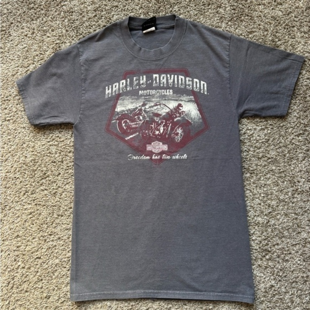 Harley Davidson gray tshirt Mandan, ND